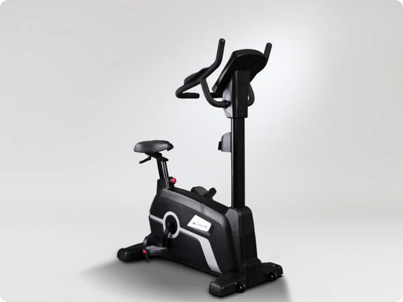 トレッドミルとエアロバイク